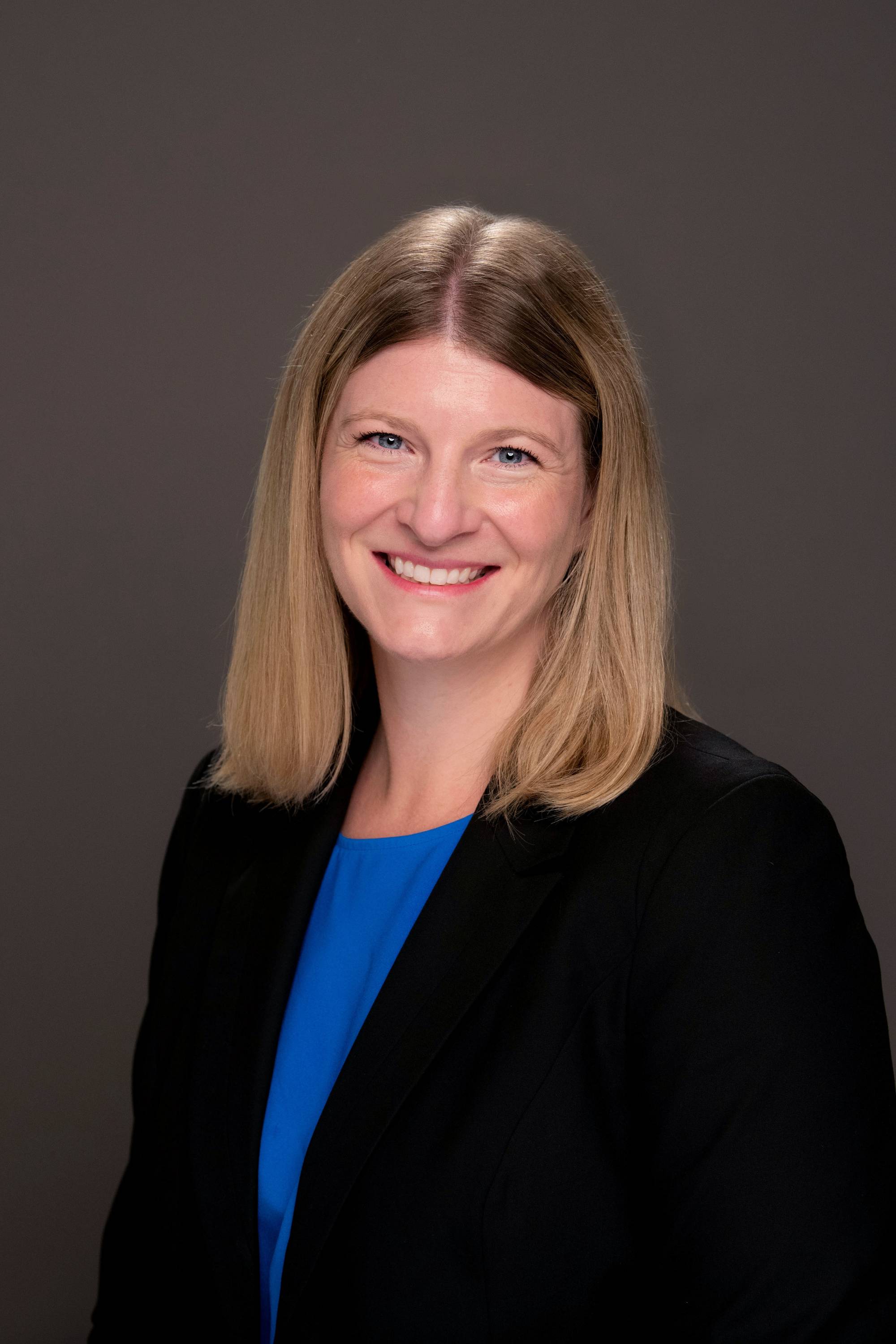 Elizabeth Brand Professional headshot